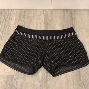 Lululemon Polka Dot Shorts- size 10